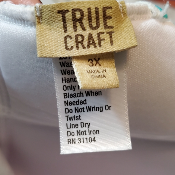 True Craft Tropical Floral Printed Tankini Swim Top - Picture 10 of 11